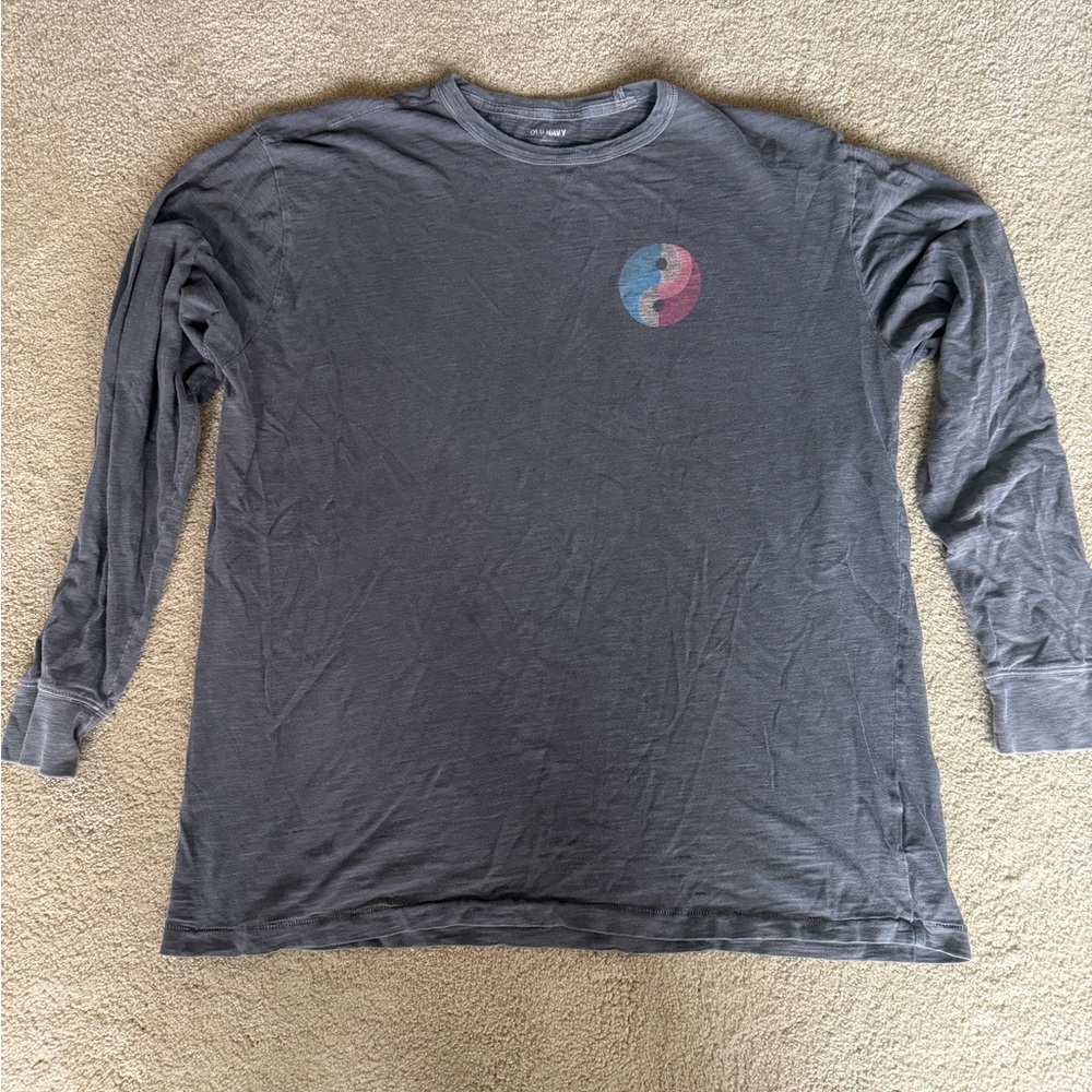 Old Navy Charcoal Long Sleeve Men's Tee